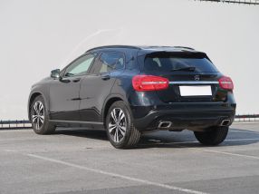 Mercedes-Benz GLA - 2014