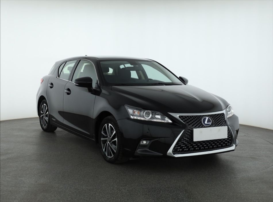 Lexus CT - 2018