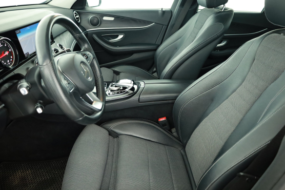 Mercedes-Benz E 220 d 4MATIC