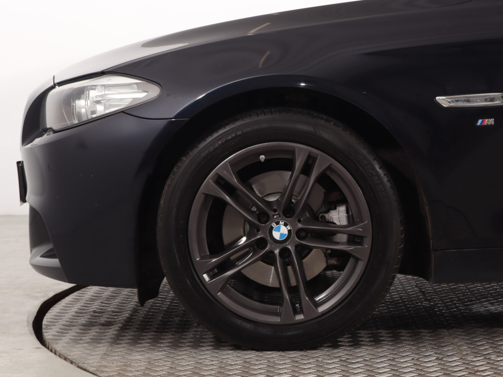 BMW 5