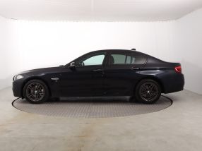 BMW 5 - 2015