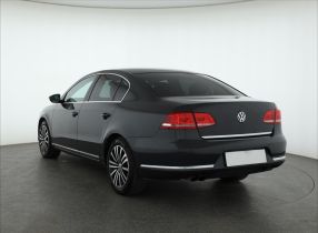 Volkswagen Passat - 2012
