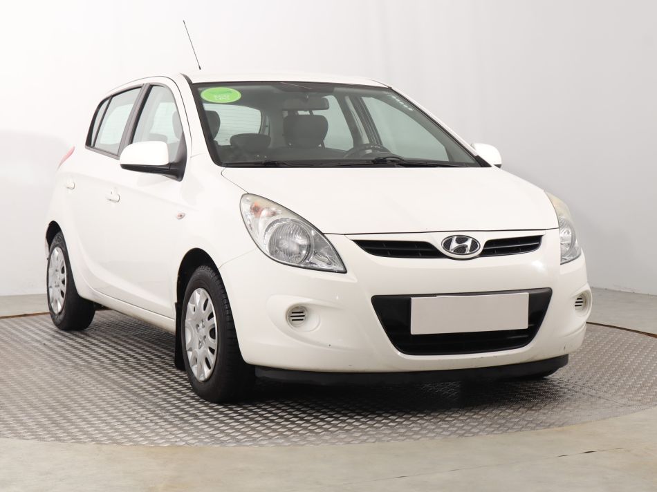 Hyundai i20 - 2010