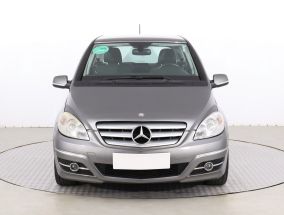 Mercedes-Benz B - 2011