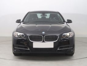 BMW 5 - 2015