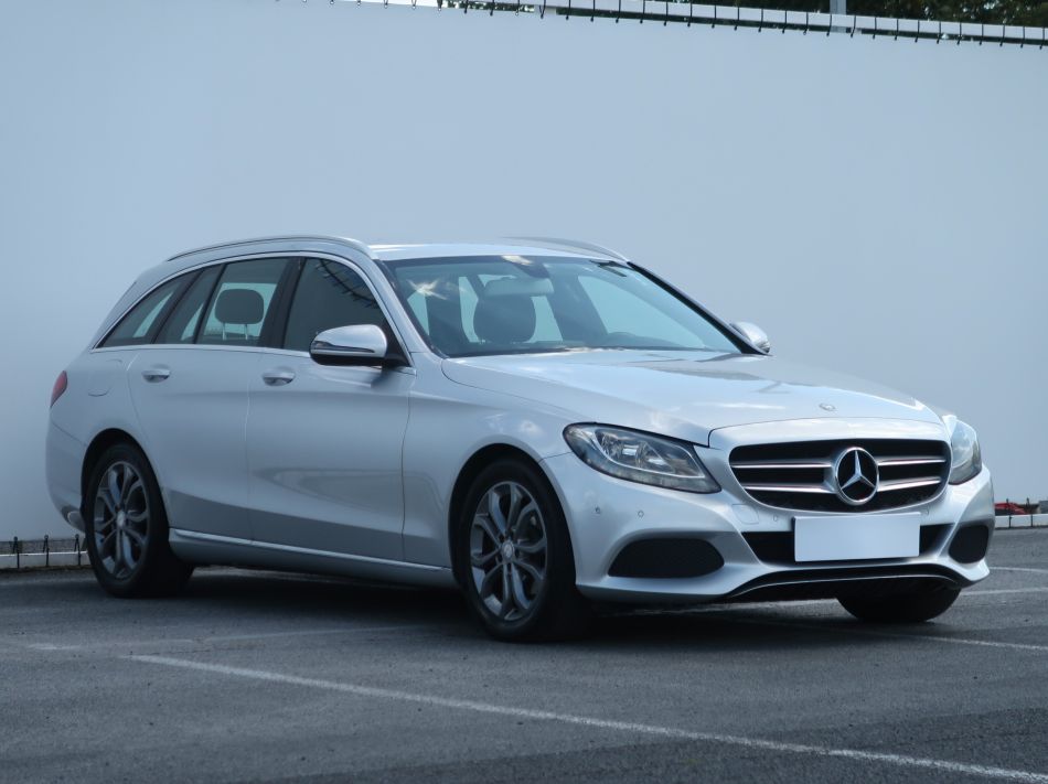 Mercedes-Benz C - 2016