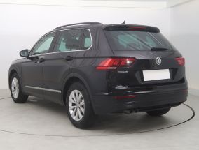 Volkswagen Tiguan - 2019