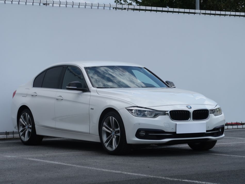 BMW 3 - 2016