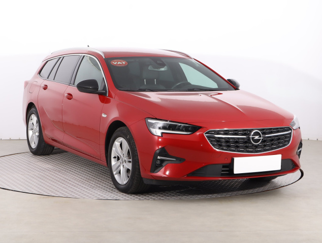 Opel Insignia 2022