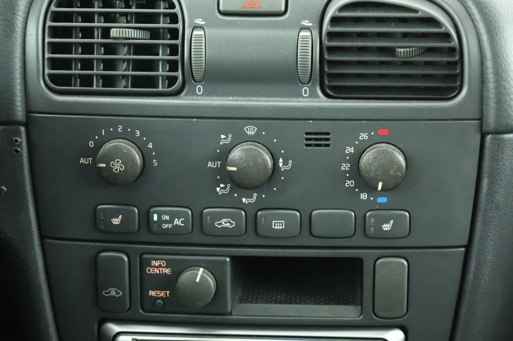 Volvo S40