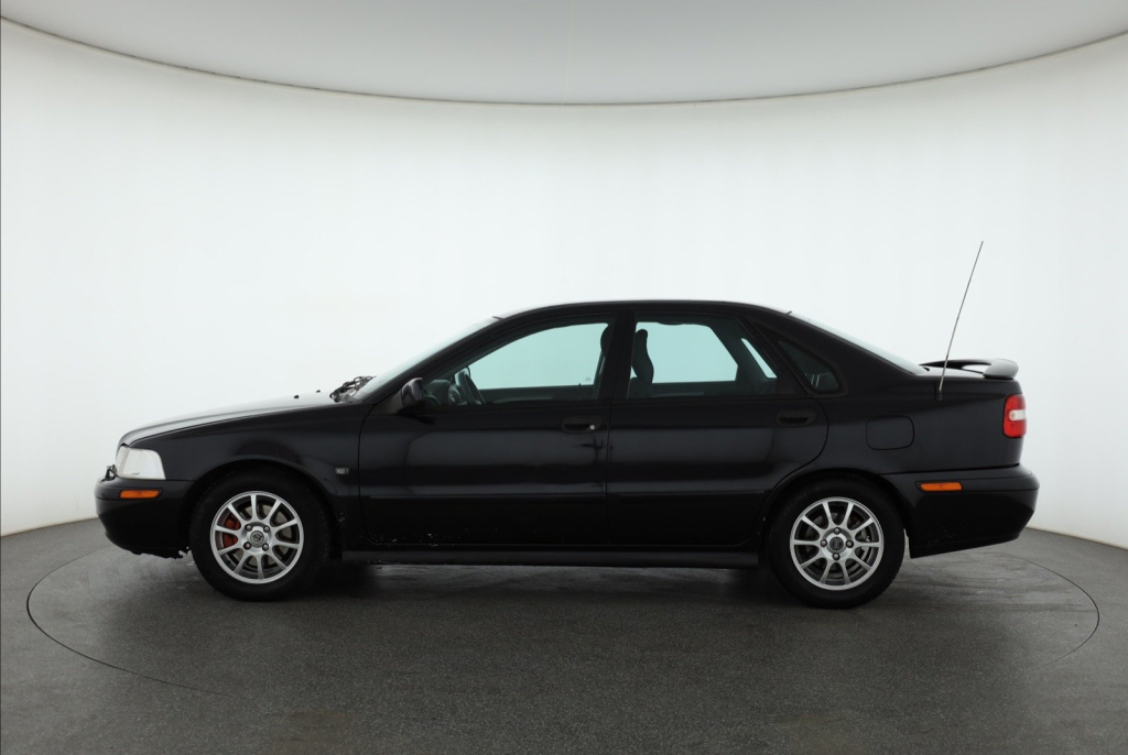 Volvo S40
