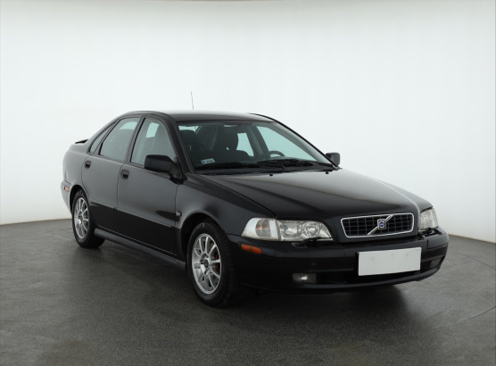 Volvo S40
