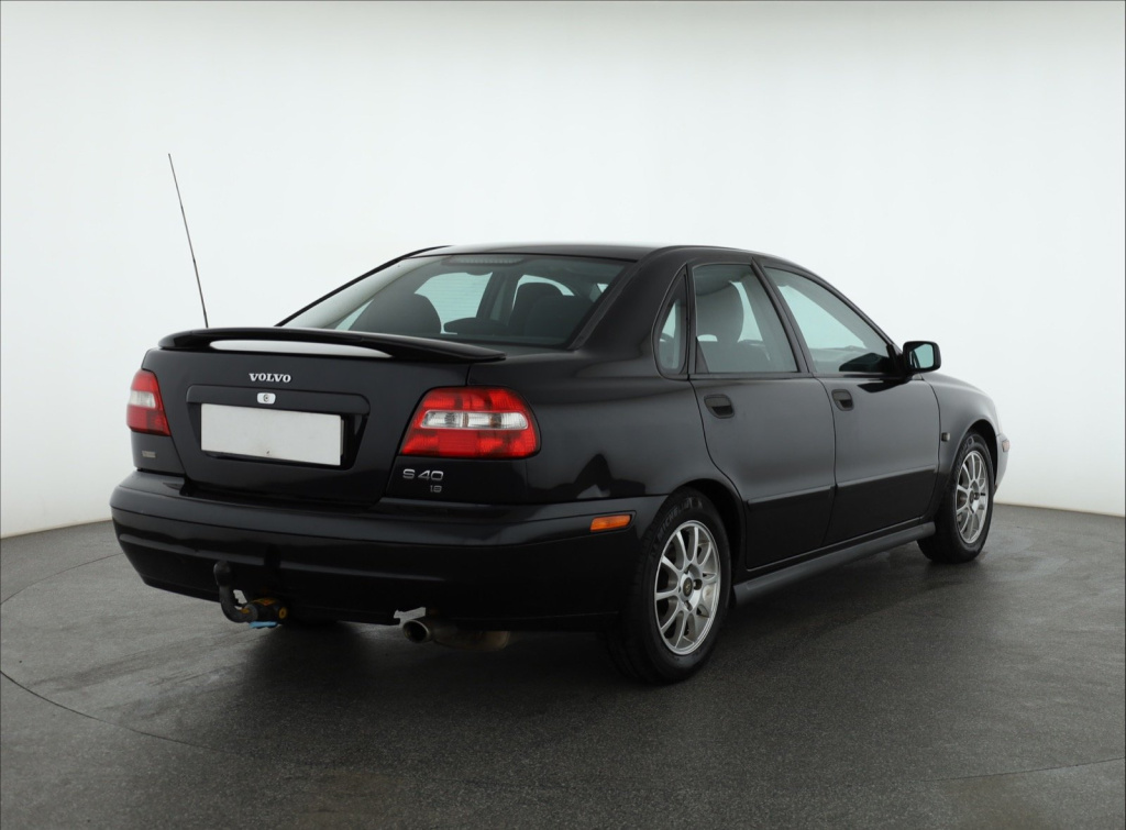 Volvo S40