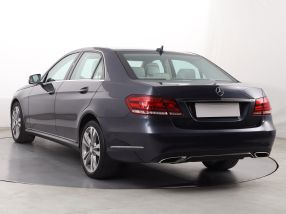 Mercedes-Benz E - 2013