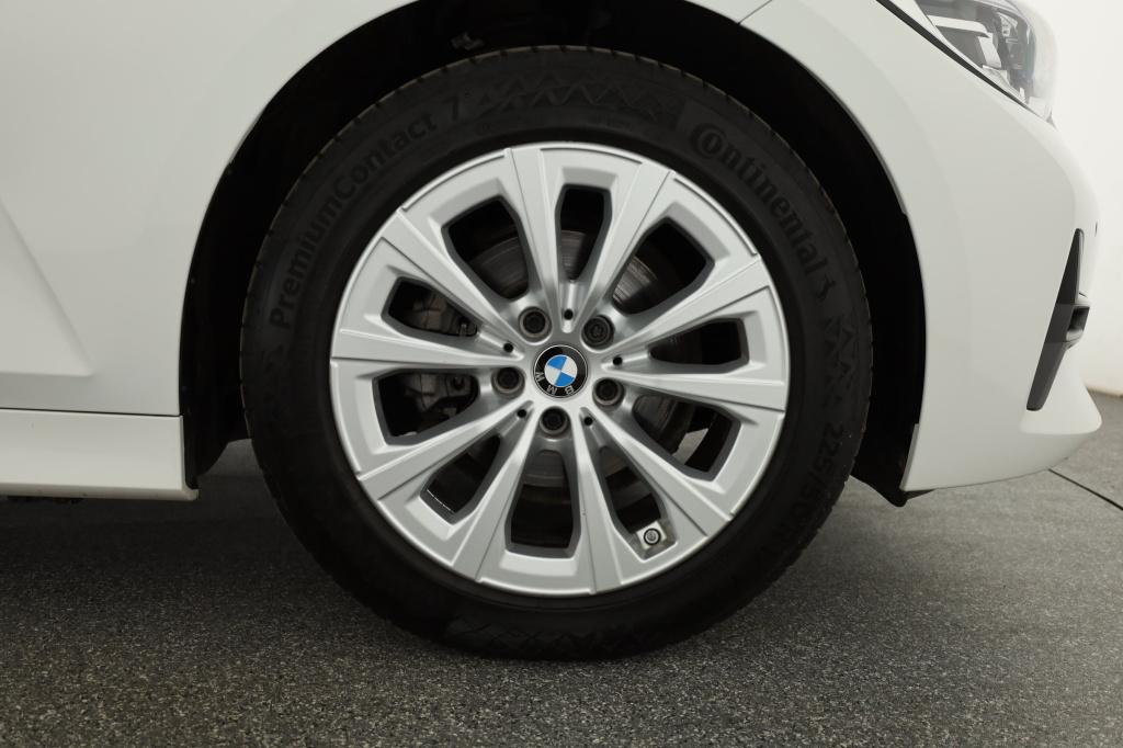 BMW 3