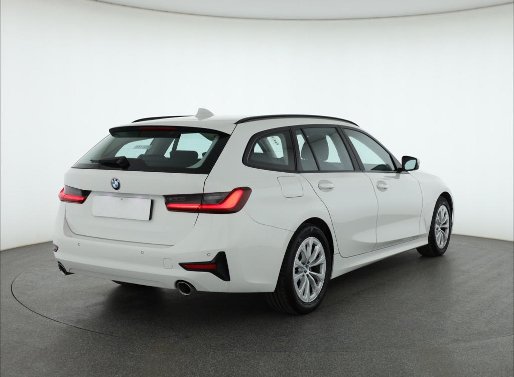 BMW 3