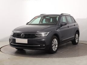 Volkswagen Tiguan - 2020
