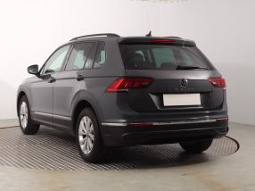 Volkswagen Tiguan - 2020