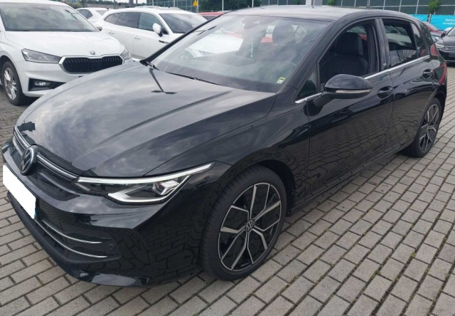 Volkswagen Golf 2024