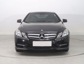 Mercedes-Benz E - 2012