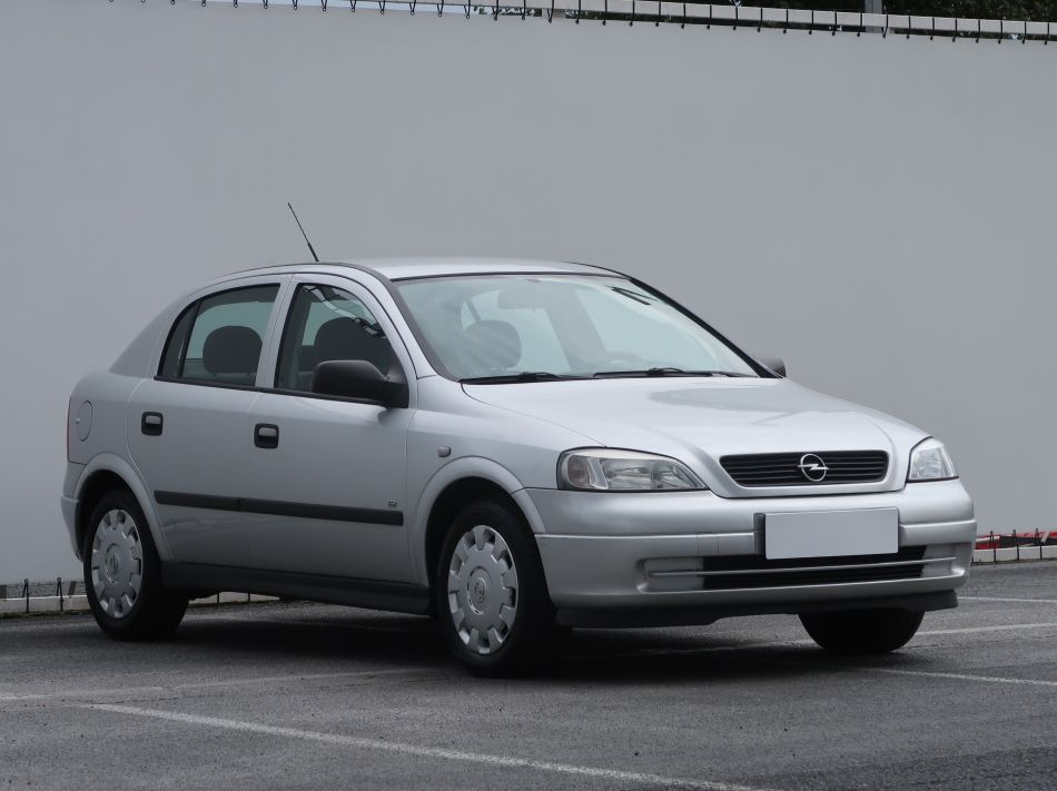 Opel Astra - 2008