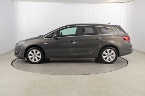 Opel Astra - 2015