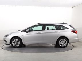 Opel Astra - 2020