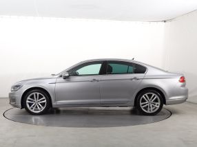 Volkswagen Passat - 2018