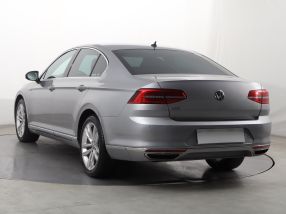 Volkswagen Passat - 2018