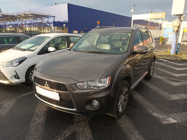 Mitsubishi Outlander 2010