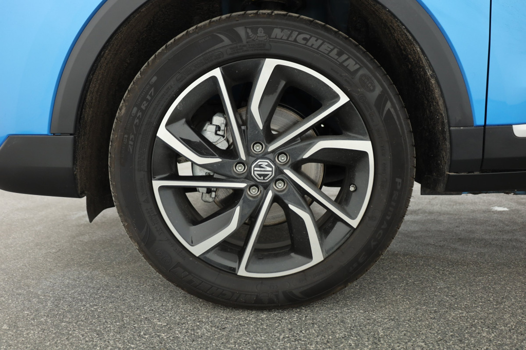 MG ZS SUV