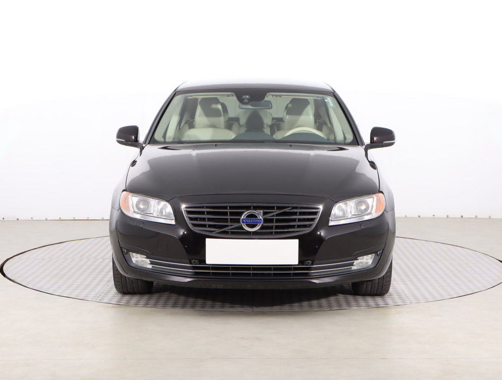 Volvo S80