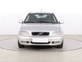 Volvo V40 - 2003