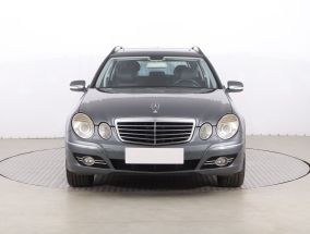 Mercedes-Benz E - 2007