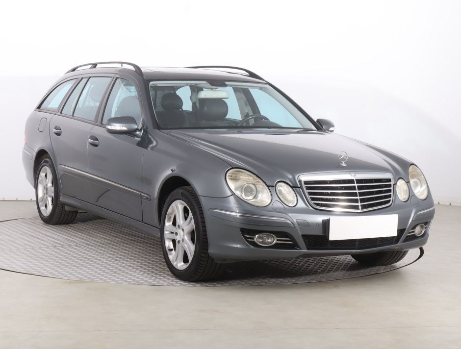 Mercedes-Benz E - 2007