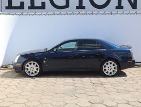 Cadillac STS - 2005