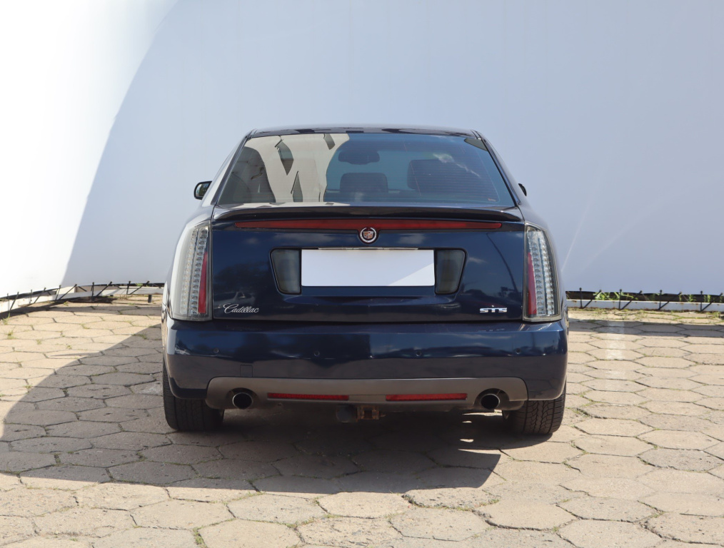 Cadillac STS