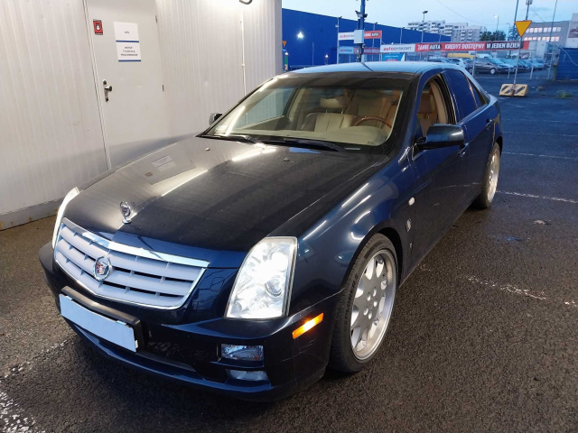 Cadillac STS 2005