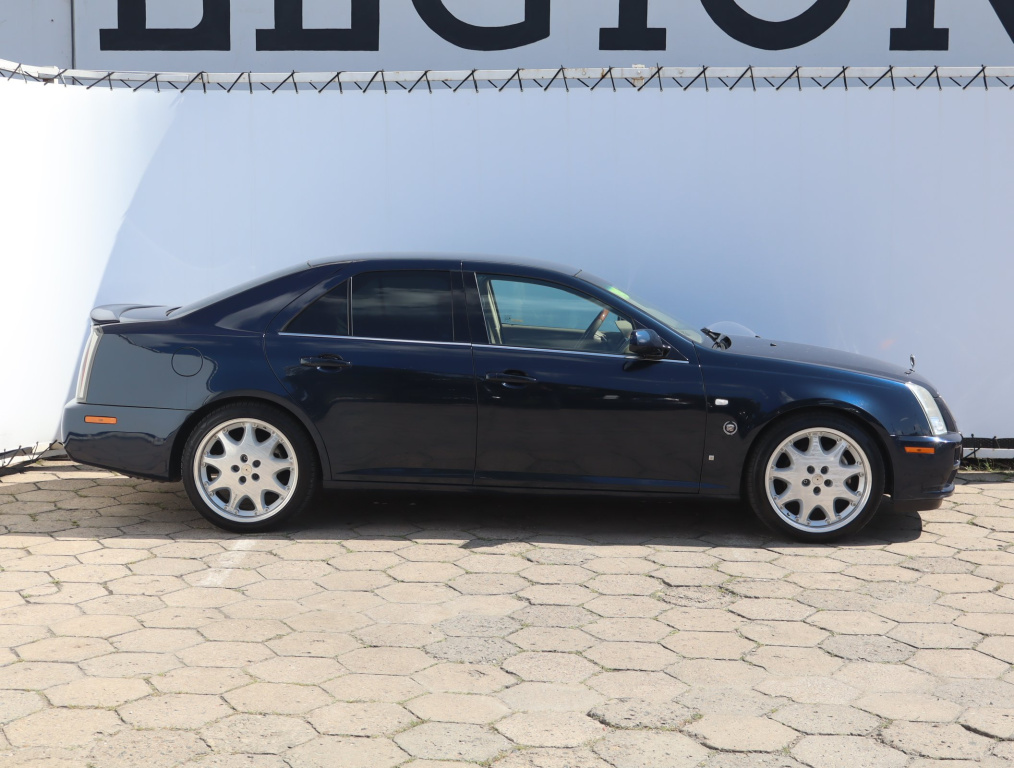 Cadillac STS