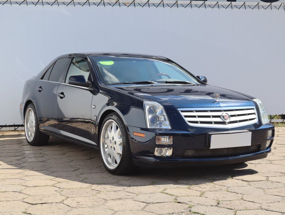Cadillac STS - 2005