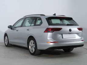 Volkswagen Golf - 2021