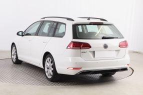 Volkswagen Golf - 2020