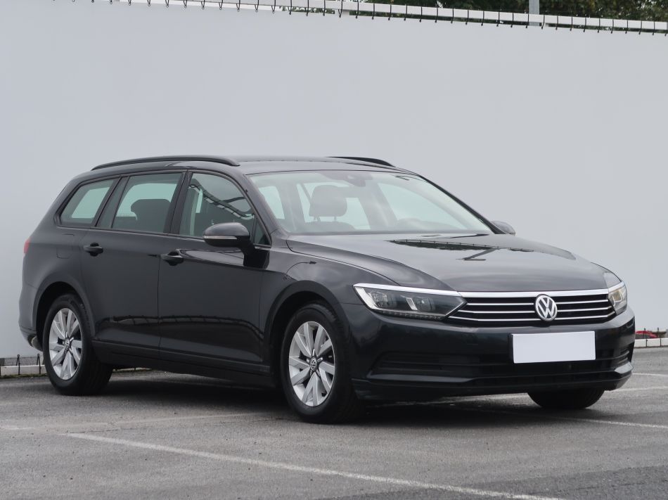 Volkswagen Passat - 2016