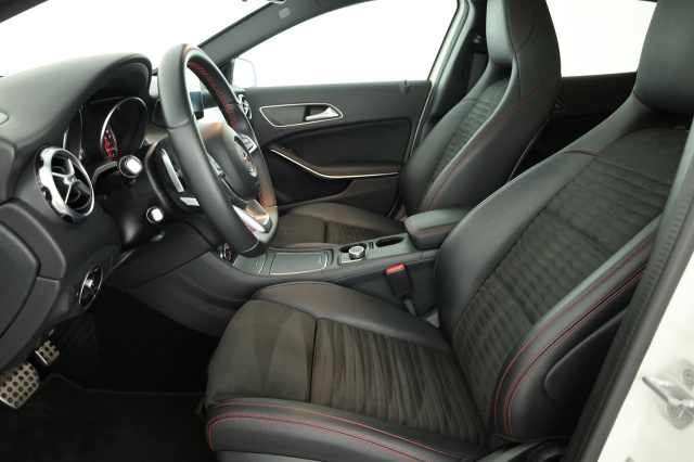 Mercedes-Benz GLA 220 4MATIC