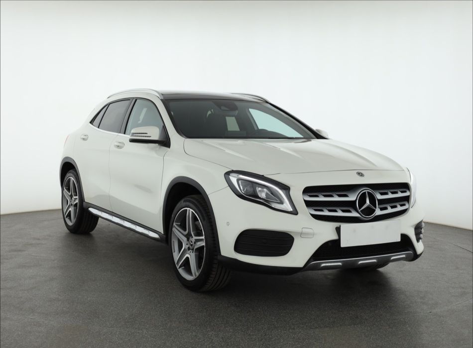 Mercedes-Benz GLA - 2017