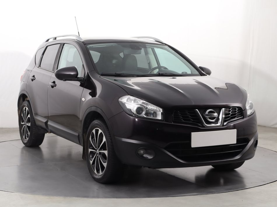 Nissan Qashqai - 2012