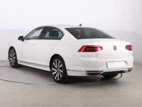 Volkswagen Passat - 2017
