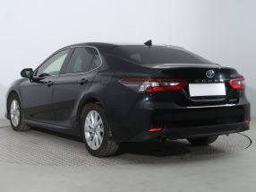 Toyota Camry - 2021