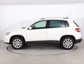 Volkswagen Tiguan - 2011