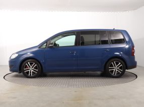 Volkswagen Touran - 2010